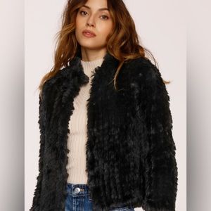 HEARTLOOM Aria Faux Fur Jacket in Black. Size Medium